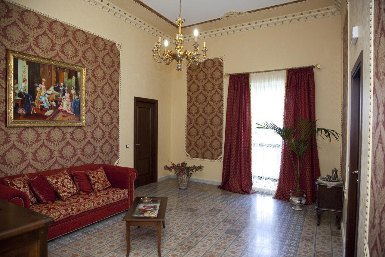 Il Portico Dei Normanni Bed & Breakfast Бутера Екстериор снимка